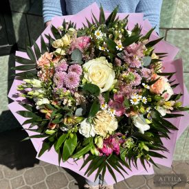 Bájos Színkavalkád Virágcsokor