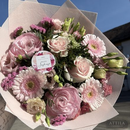 Drága Anyukámnak Virágcsokor